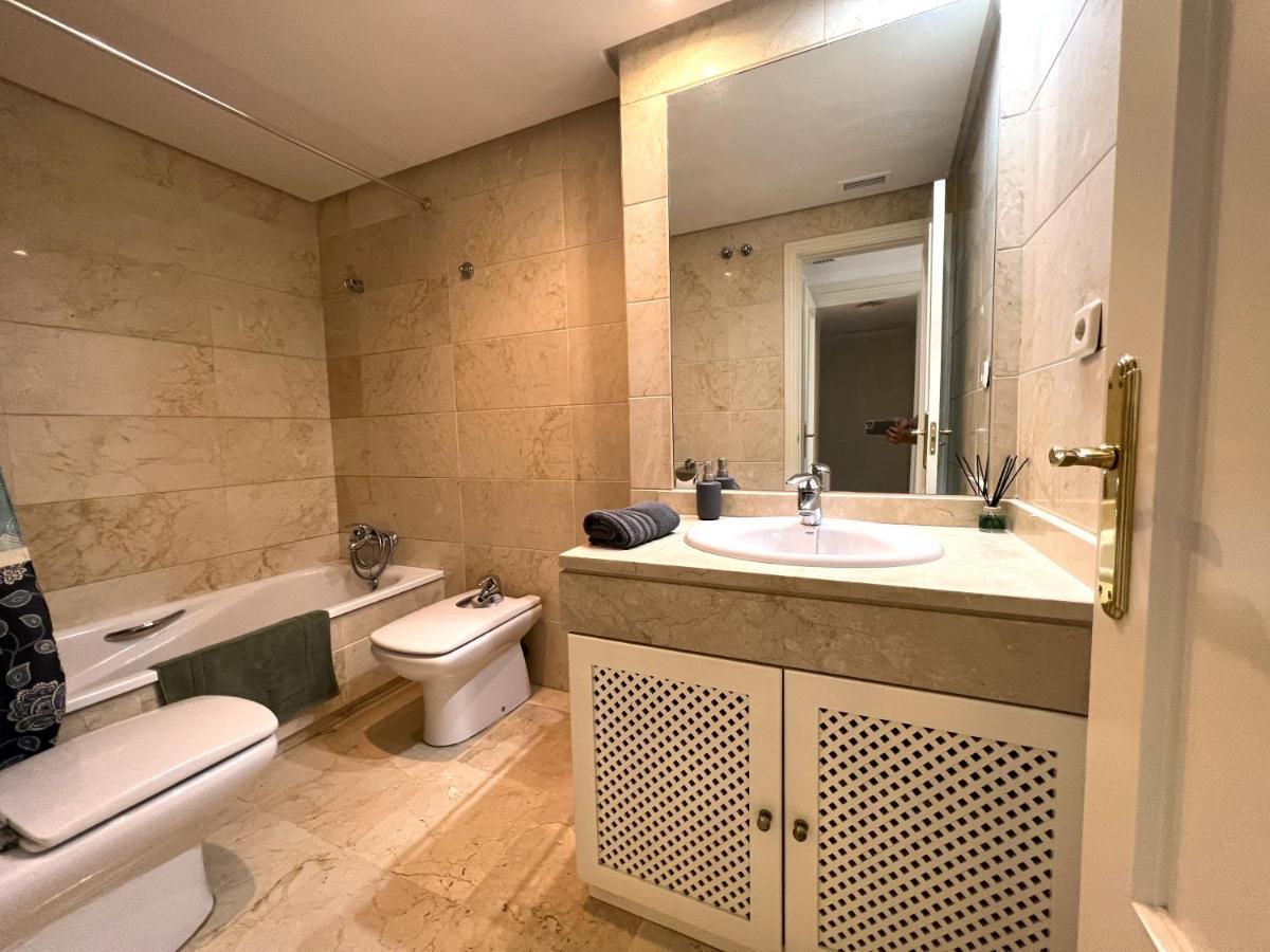 Precioso Apartamento Puerto Banus Marbella Bagian luar foto